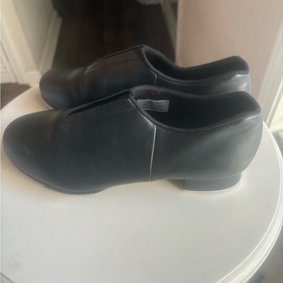 Bloch Tap Shoes - Picture 2 of 6
